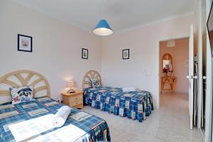 Albufeira Concept 1 with Pool by Homing