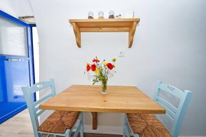 CHARMING 2BR Stone Cottage, Lively Greek Village Tinos Greece
