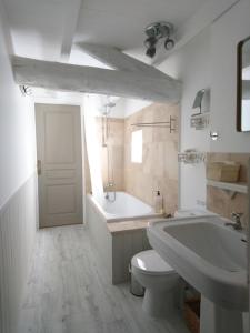 B&B / Chambres d'hotes les Didascalies : photos des chambres