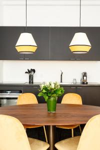 Habitat Parisien - Ponthieu Champs Elysées