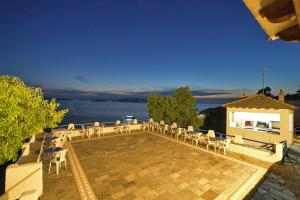 Villa CAMELIA