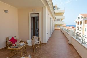Viona Apartments img1