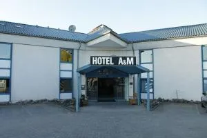 A&M Hotel Barsinghausen - 文斯托夫