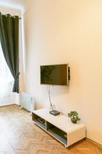 Red & Yellow Apartment