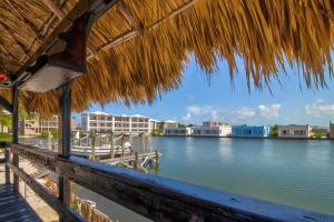 Suite H301 @ Mara Laguna