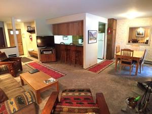 One-Bedroom Apartment room in 107 Standard Condo