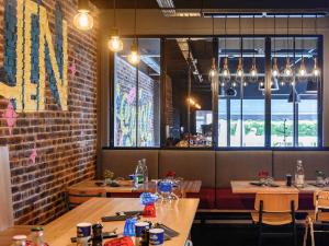Hotels Mercure Reims Parc Des Expositions : photos des chambres