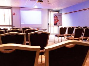 Hotels ibis Paris Gennevilliers : photos des chambres