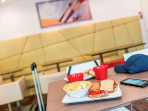 Hotels ibis Styles Honfleur Centre Historique : photos des chambres