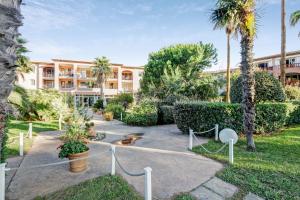 Appart'hotels Residence Pierre & Vacances La Pinede : photos des chambres