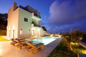 Apartment Tilio - New apartment with private pool 1400m from the beach