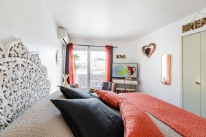 Appartements Studio centre ville avec parking : photos des chambres