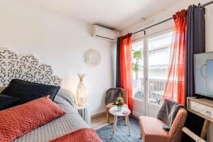 Appartements Studio centre ville avec parking : photos des chambres