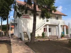 Melánia Vendégház - Csór