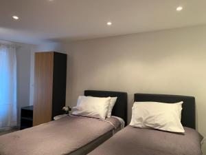 Hotels HOTEL HOVI DE LA MAIRIE : photos des chambres