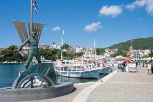 Mikri Gonia Skiathos Greece