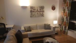 Marco Island -Very Spacious City Centre 1 Bedroom Apartment