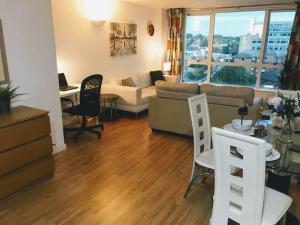Marco Island -Very Spacious City Centre 1 Bedroom Apartment