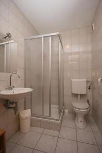 One-Bedroom Apartment with Terrace and Sea View room in Apartment Mandre 6405b