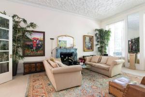 Beautiful Traditional 2BR in Central London