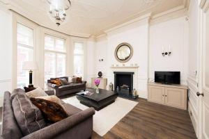 2 Bedroom Apartment in Mayfair