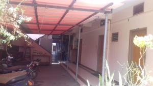 Kumaran Guest House