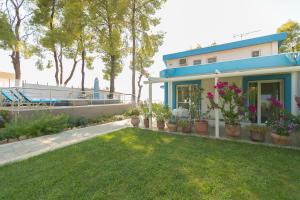 Sani Beach Gallery Villa, your next family vacation! Halkidiki Greece