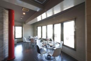 Airstar Fukuoka Airport x Sakono building