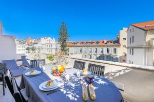 Appartements Palais l'Escurial AP4069 by Riviera Holiday Homes : photos des chambres