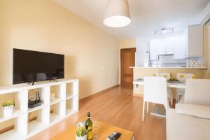 Shiny Lud Family Apartment