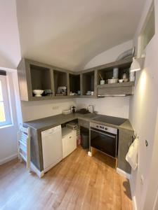 Studio Hideaway II - Peaceful Urban Escape