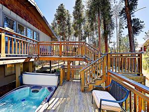 Three-Bedroom House room in North Pine Holiday Home 107