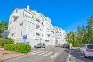 Apartment Ruzica - 茨里克韦尼察