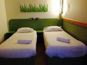 Hotels ibis budget Belfort Centre : Chambre Lits Jumeaux