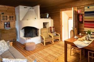Two-Bedroom Apartment - no pets allowed room in Valkeisen Loma
