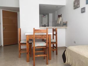 Dto nuevo barrio Universitario con wifi y cochera-Check in express