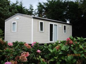 Campings Les Mobile home de KERROYAL : photos des chambres