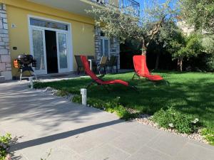 Villa Lori Apartments Garden and Beach