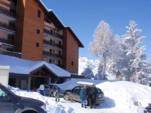 Appartements Eden sur les pistes avec vue panoramique sur la vallee : photos des chambres