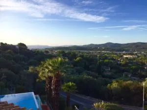 Superbe Duplex 35m2 vue mer avec piscine - Bormes-les-Mimosas