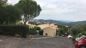 T2 Rez de jardin 300m Plage de Beaucours Sanary sur Mer