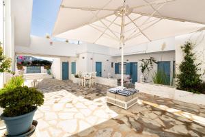 Fivos Apartments Paros Greece