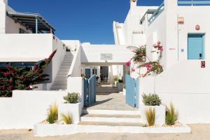 Fivos Apartments Paros Greece