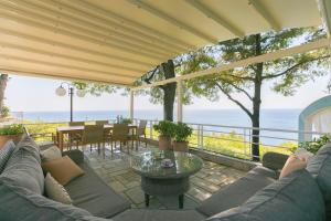 Sani Beach Gallery Villa, your next family vacation!