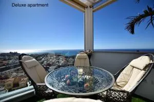 Peak of Arguineguin - 阿吉内金海滩 Peak of Arguineguin - 阿吉内金海滩