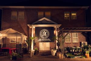 IZA Kamakura Guest House and Bar
