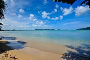 Chalong Beach Front Residence