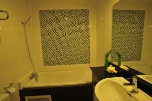 Chalong Beach Front Residence