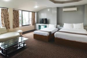 K.S.Pavilion Hotel