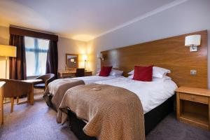 Classic Twin Room room in Bridge Hotel